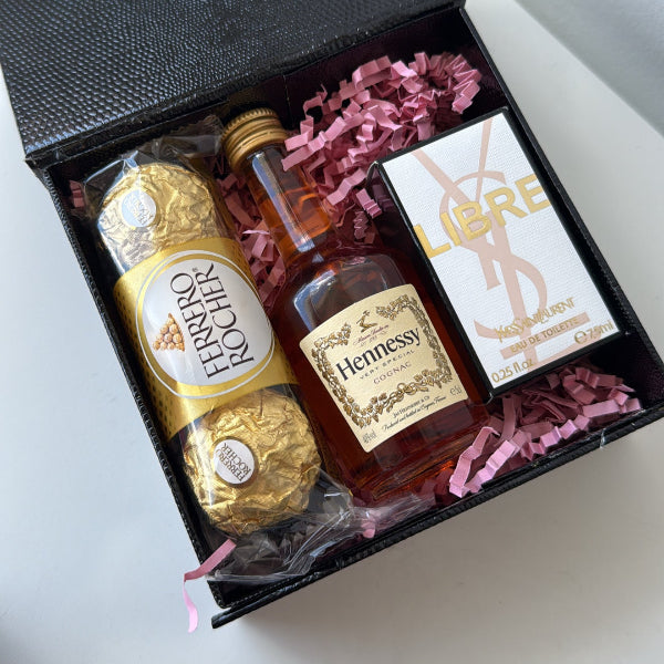 KoketBox Clásica 006-02- LIBRE By YSL Eau de Toilette 7.5ML, Shot de Hennesy Coñac y Ferrero Rocher