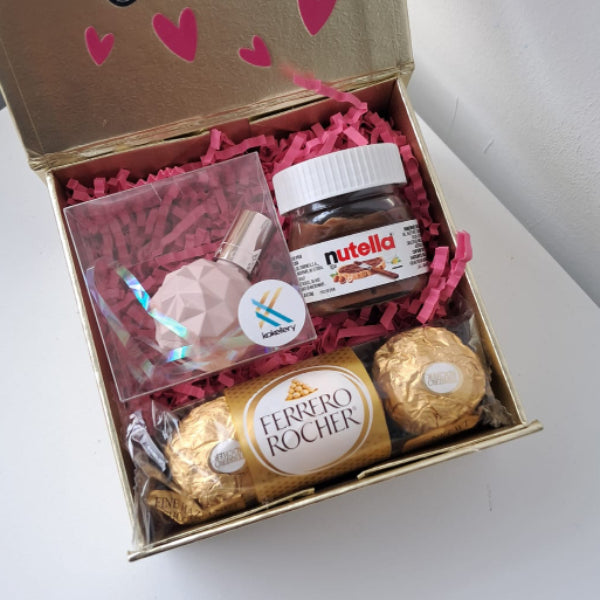 KoketBox 012- Miniatura de Sweet Like Candy By Ariana Grande, Mini Nutella y Ferrero Rocher