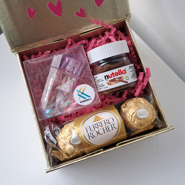 KoketBox 012- Miniatura de R.E.M.By Ariana Grande, Mini Nutella y Ferrero Rocher