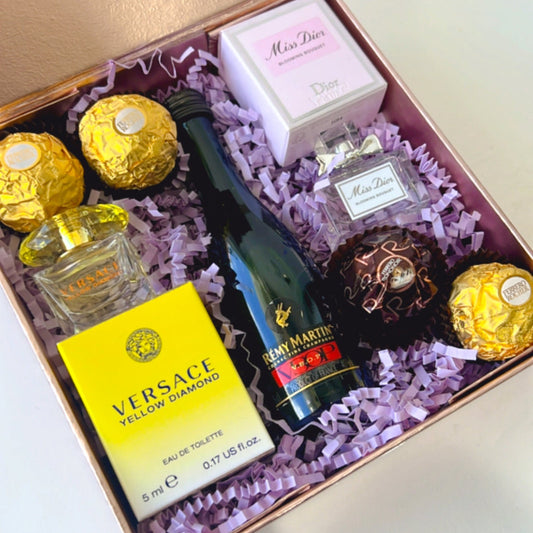 KoketBox Gold 001-06- Versace Yellow Diamond Eau de Toilette  5ML y Miss Dior Blooming Bouquet 5ML Rémy Martin  50cl y Ferrero Richer
