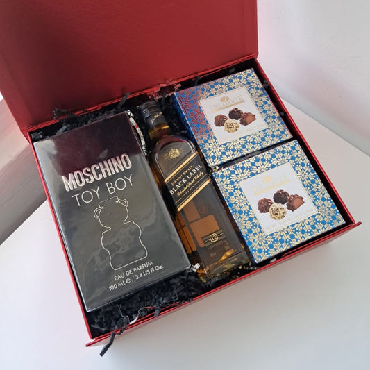 KoketBox 018 -Moschino 100ML + 2 chocolates Delafaille 50 Gramos+Black Label 200ML (Cuartillo)