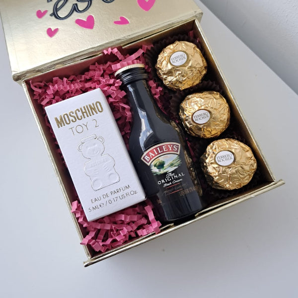 KoketBox Clásica 006-03- Moschino Toy 2 5ML 0.17 fl Oz, Shot de Baileys 50cl y Ferrero Rocher