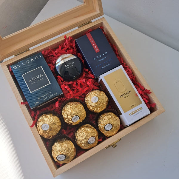 KOKETBOX 015- Premium 3 perfumes  Miniatura + Chocolates en cofre de madera