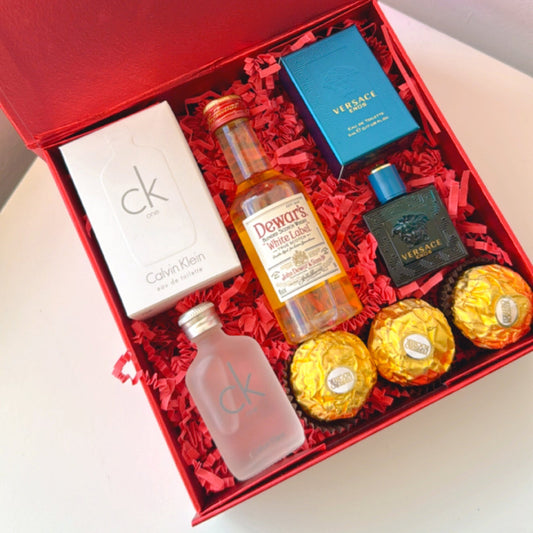 KoketBox Gold 001-01 Versace Eros 5ML, CK One 10ML, Dewar's White Label 50cl (botella de Plático) y Ferrero Rocher