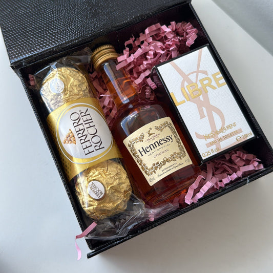 KoketBox Clásica 006-02- LIBRE By YSL Eau de Toilette 7.5ML, Shot de Hennesy Coñac y Ferrero Rocher