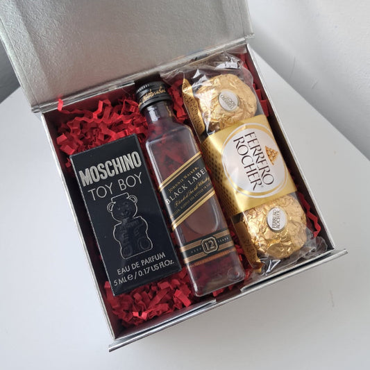 KoketBox 006-01 Moschino Toy Boy 5ML , Black Label 12 Años y Ferrero Rocher