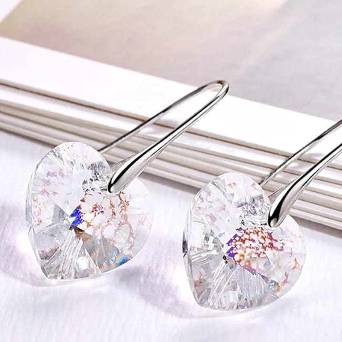 Pendientes de Corazón con Piedras de Zirconia