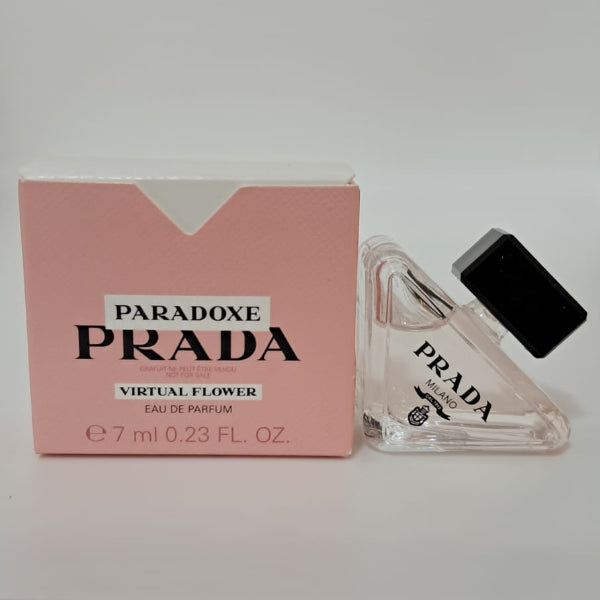 KoketBox - Una miniatura de Paradoxe Virtual Flower By Prada + Crema Perfumada+ Mini Box Hershey's Kisses  y Chocolates