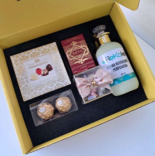 KoketBox - Una miniatura de BADEE AL OUD Sublime + Crema Perfumada+ Mini Box Hershey's Kisses  y Chocolates